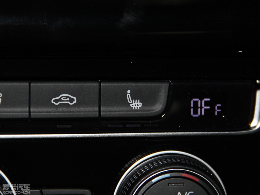 2014Golf܇ 1.4 TSI A