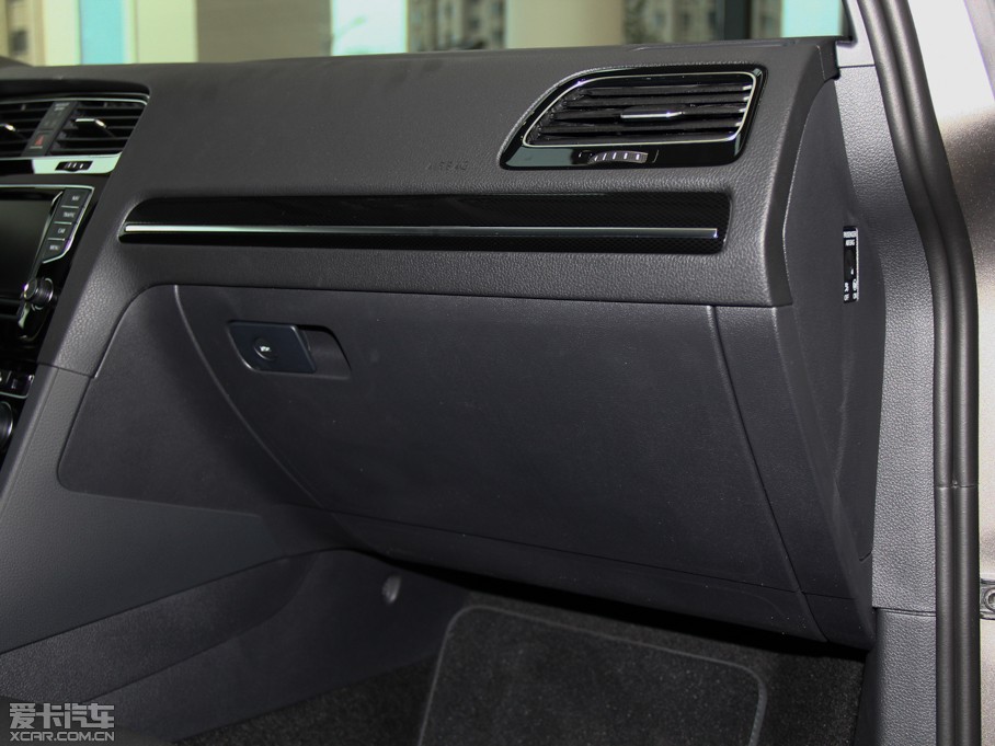 2014Golf܇ 1.4 TSI A