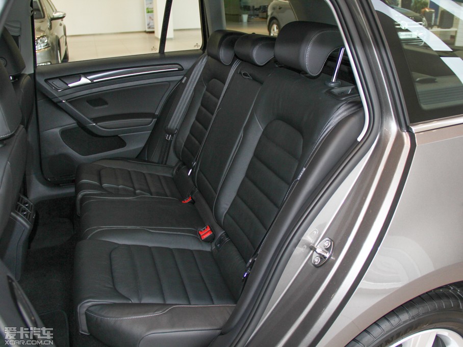 2014Golf܇ 1.4 TSI A