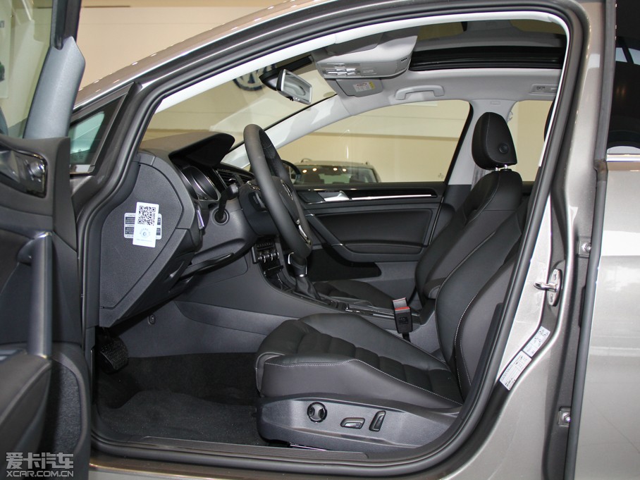 2014Golf܇ 1.4 TSI A