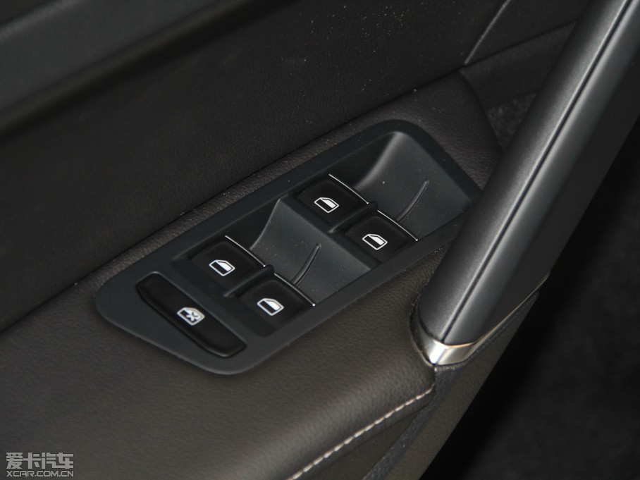 2014Golf܇ 1.4 TSI A