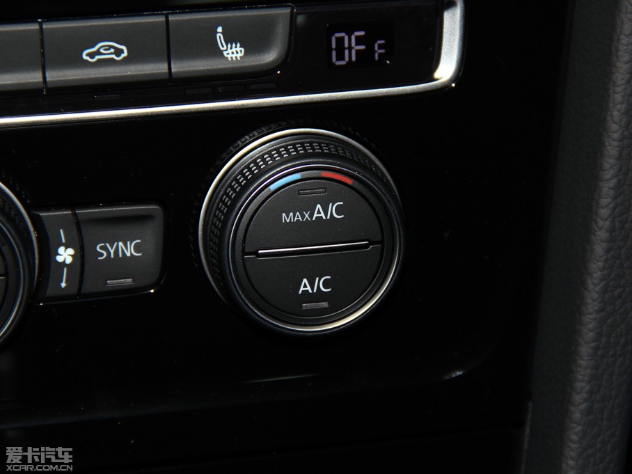 2014Golf܇ 1.4 TSI A