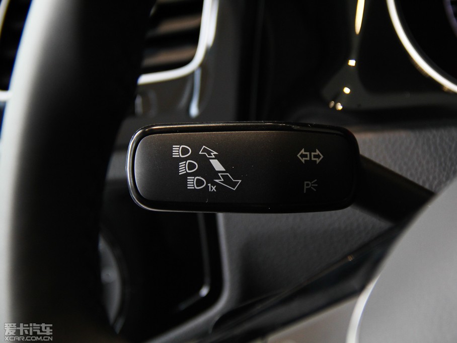 2014Golf܇ 1.4 TSI A