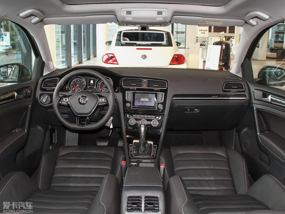 2014Golf܇ 1.4 TSI A