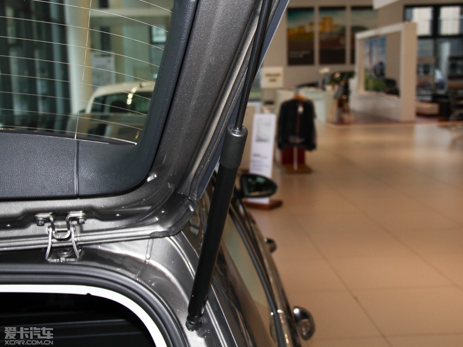 2014Golf܇ 1.4 TSI A