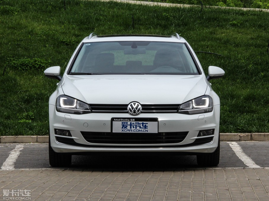 2014Golf܇ 1.4 TSI A
