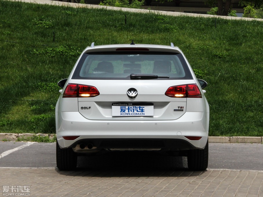 2014Golf܇ 1.4 TSI A