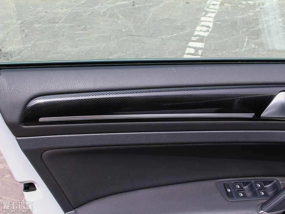 2014Golf܇ 1.4 TSI A