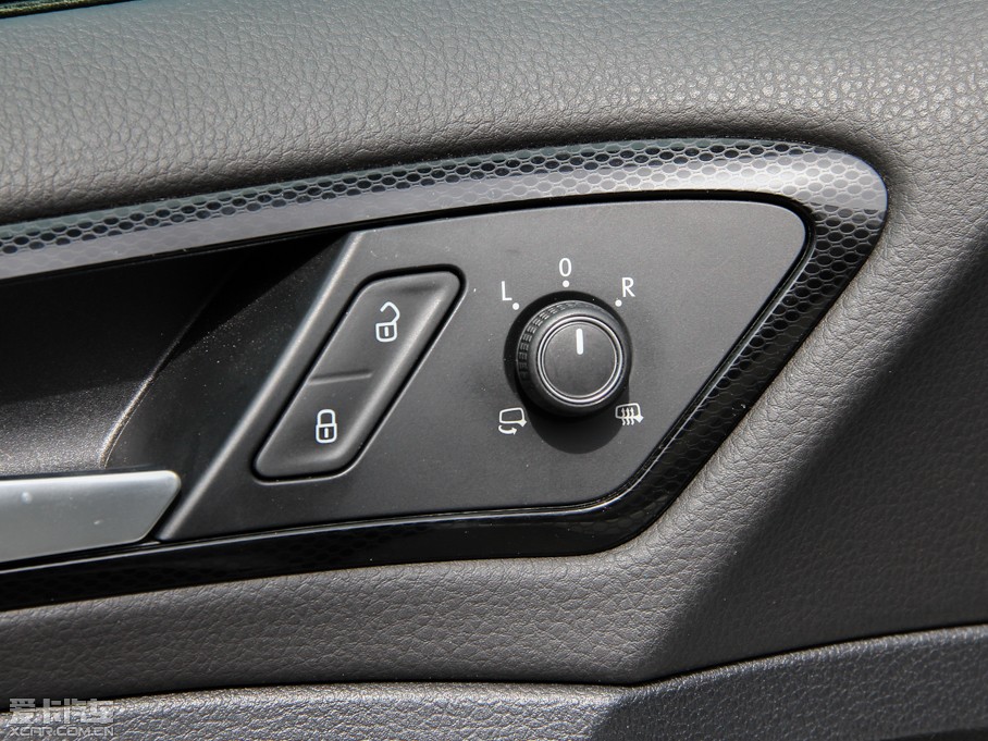 2014Golf܇ 1.4 TSI A