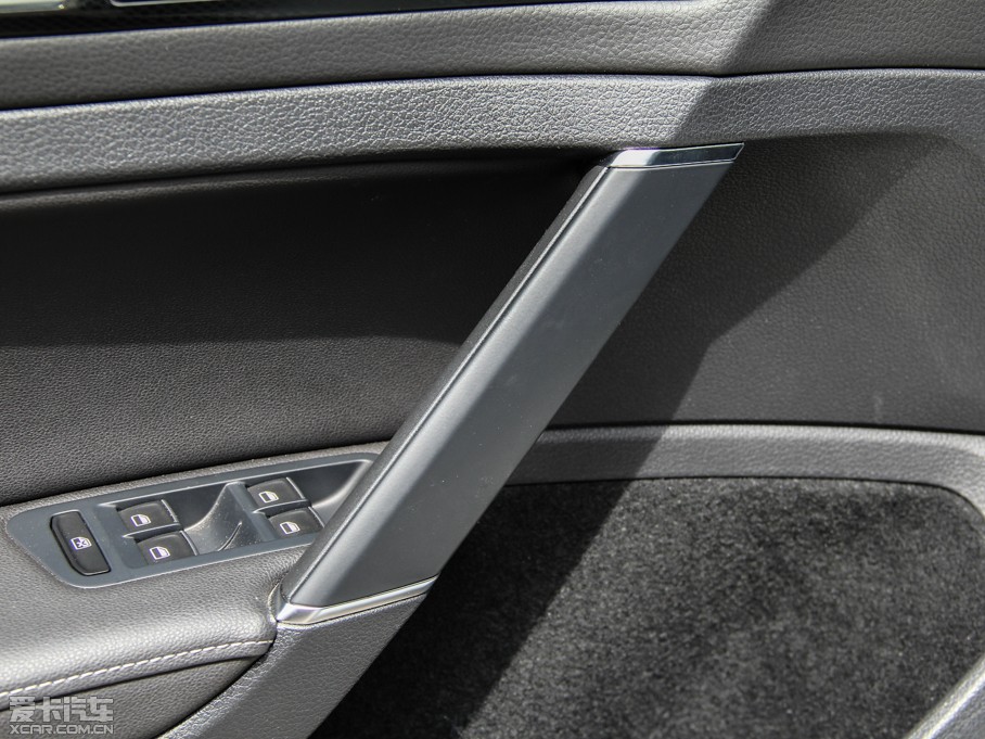 2014Golf܇ 1.4 TSI A