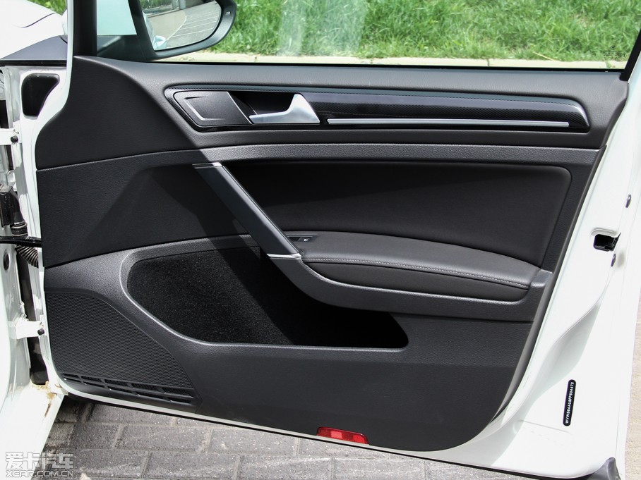 2014Golf܇ 1.4 TSI A