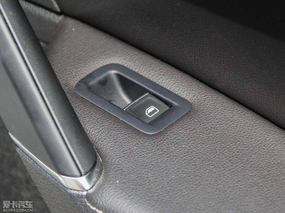 2014Golf܇ 1.4 TSI A