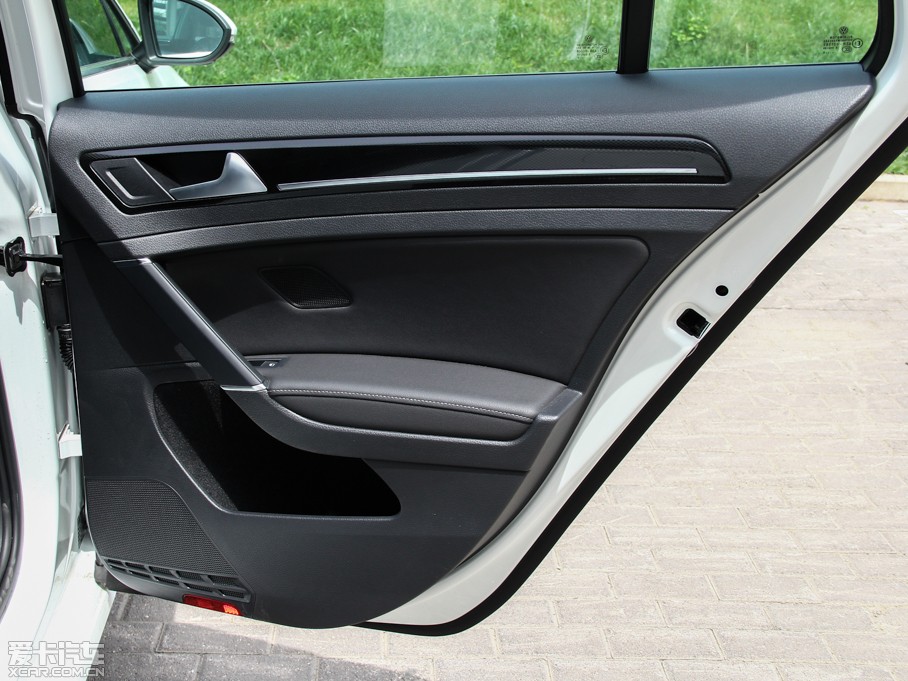 2014Golf܇ 1.4 TSI A