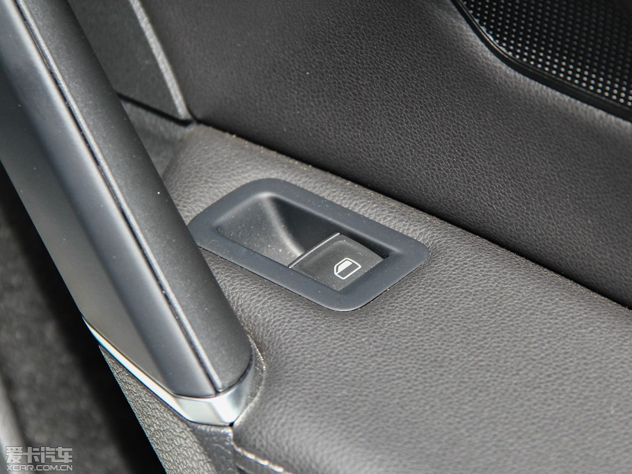 2014Golf܇ 1.4 TSI A