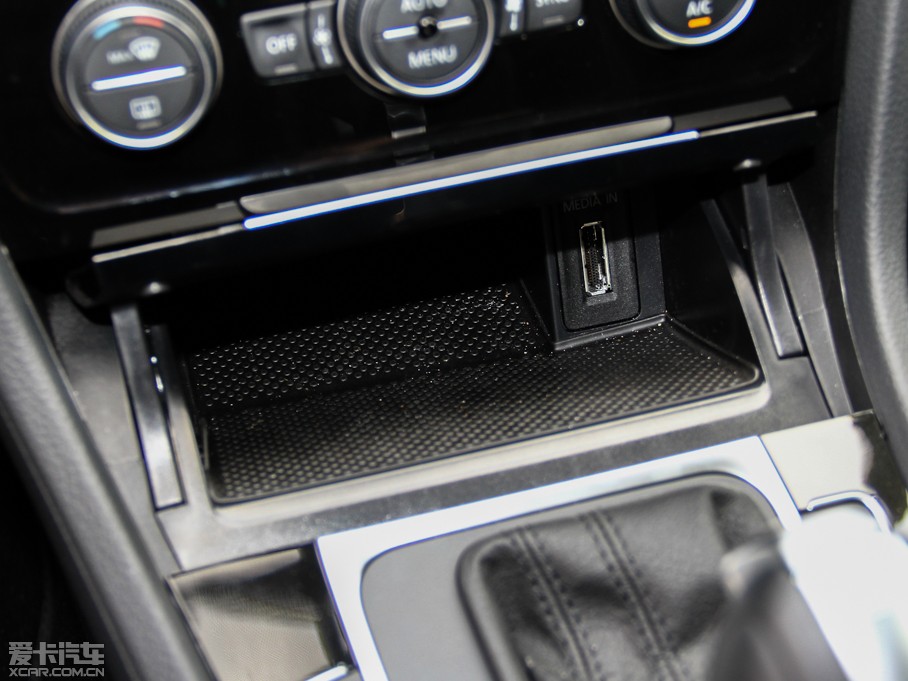 2014Golf܇ 1.4 TSI A