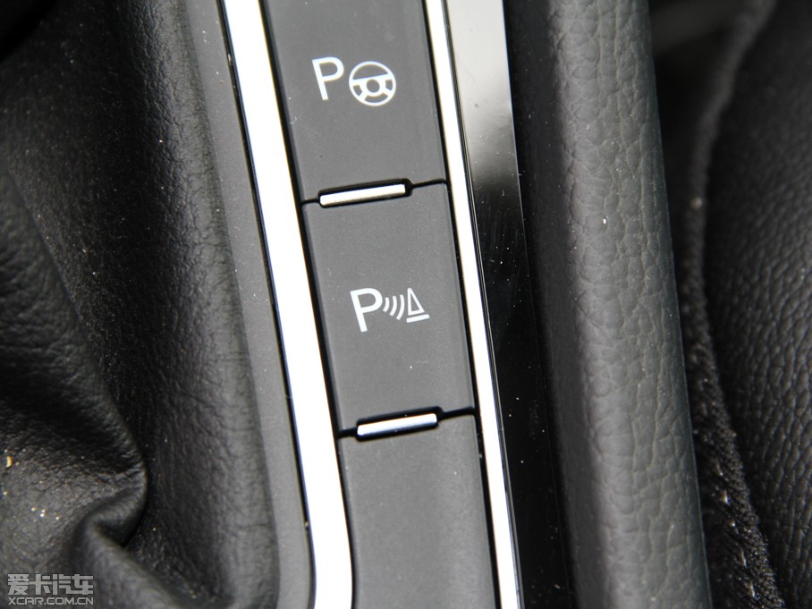 2014Golf܇ 1.4 TSI A