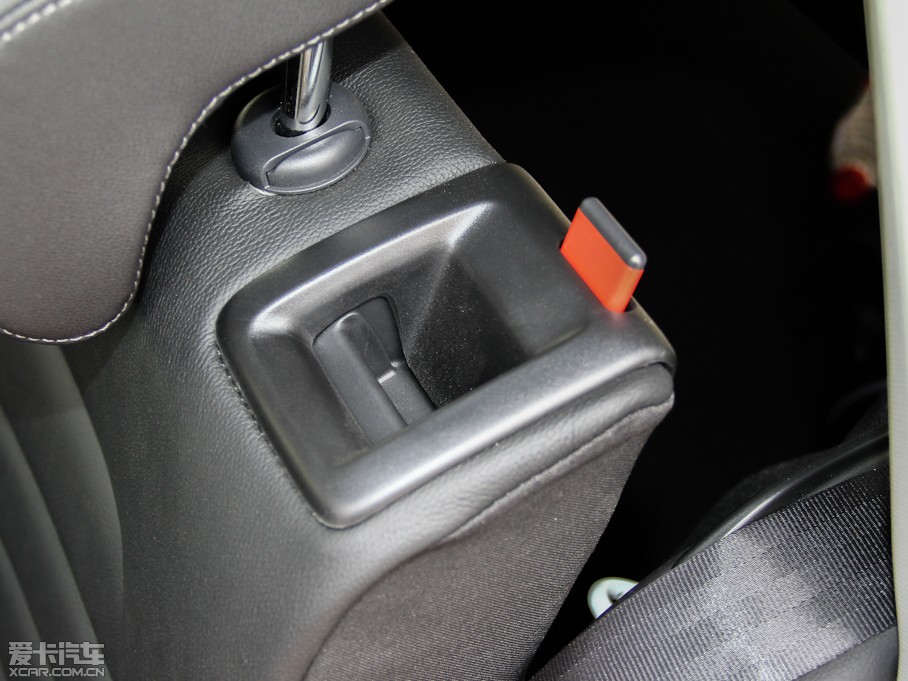 2014Golf܇ 1.4 TSI A