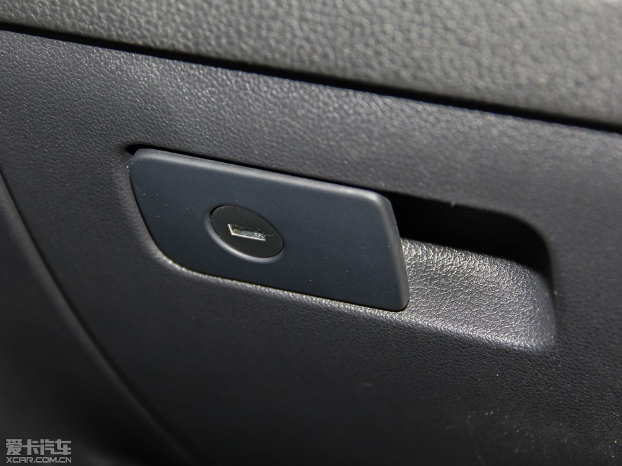 2014Golf܇ 1.4 TSI A