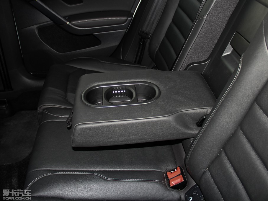 2014Golf܇ 1.4 TSI A