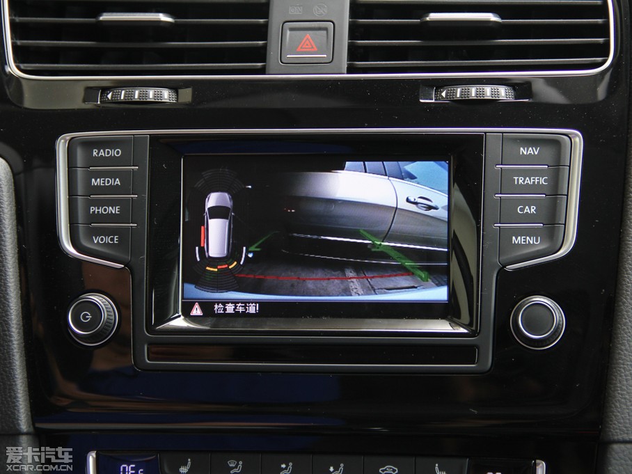 2014Golf܇ 1.4 TSI A