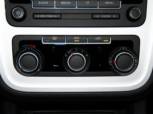 20151.4TSI L(fng)а {(dio){(dio)(ji)