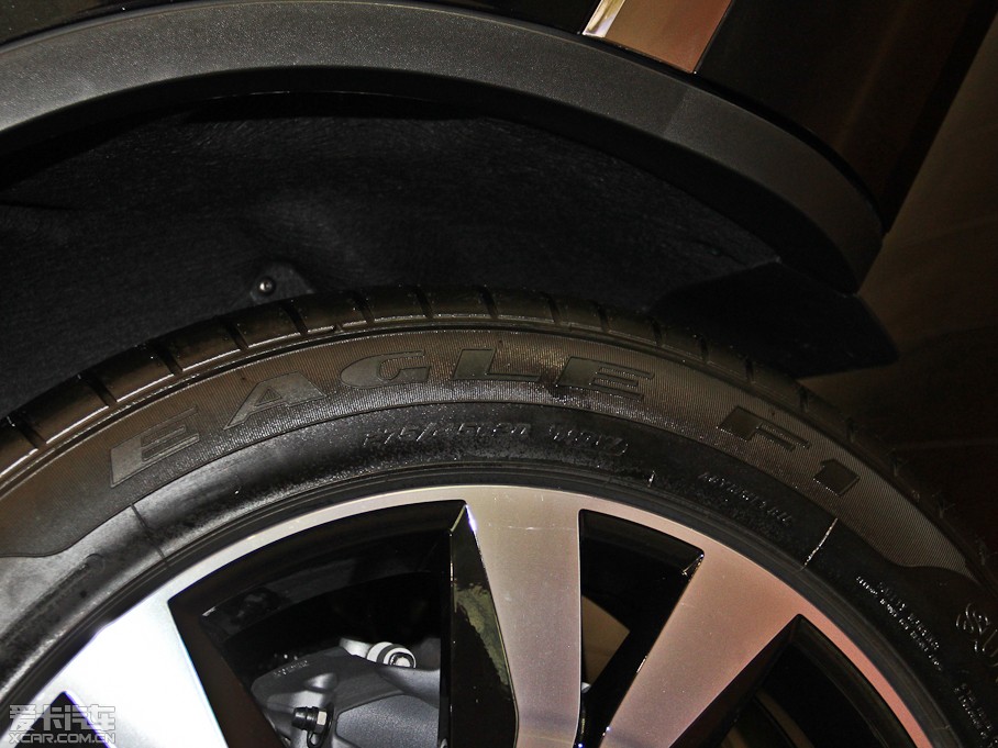 2014��;�J 4.2L V8