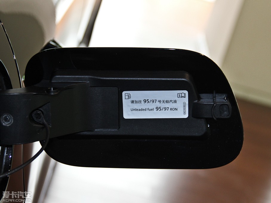 2014��;�J 4.2L V8