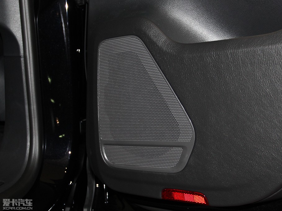 2014��;�J 4.2L V8