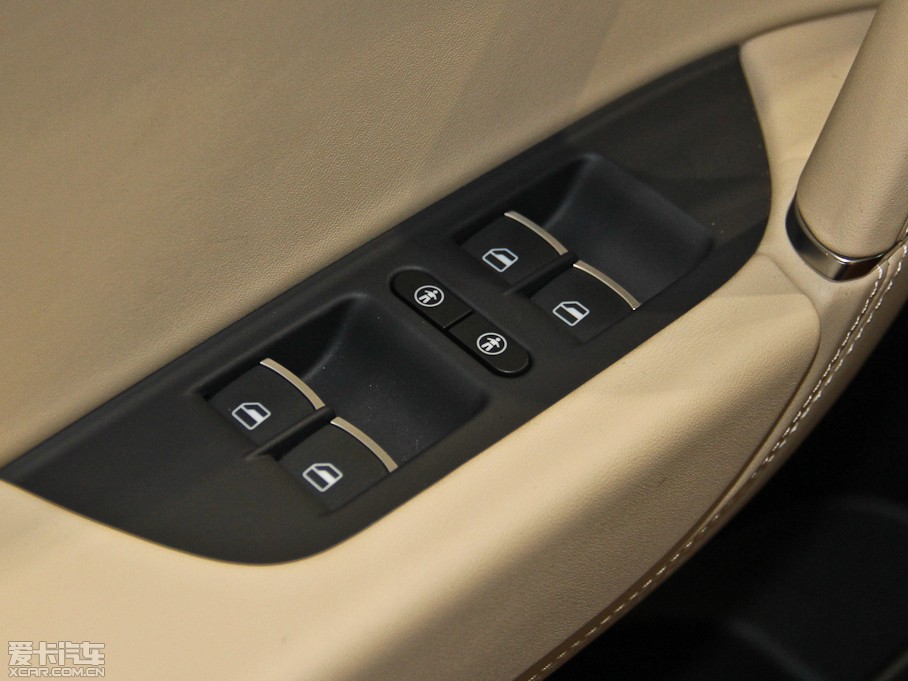 2014��;�J 4.2L V8