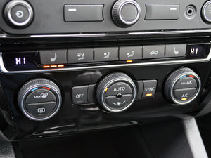 2015款基本型 中控区