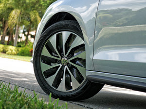 2015款Hybrid 细节外观