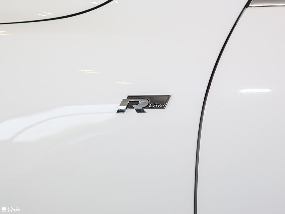 2015��;�J 3.0T �Ԅ�(d��ng)ҫ�J������