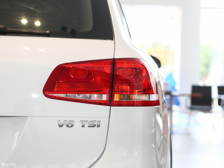 2015��;�J 3.0T �Ԅ�(d��ng)ҫ�J������