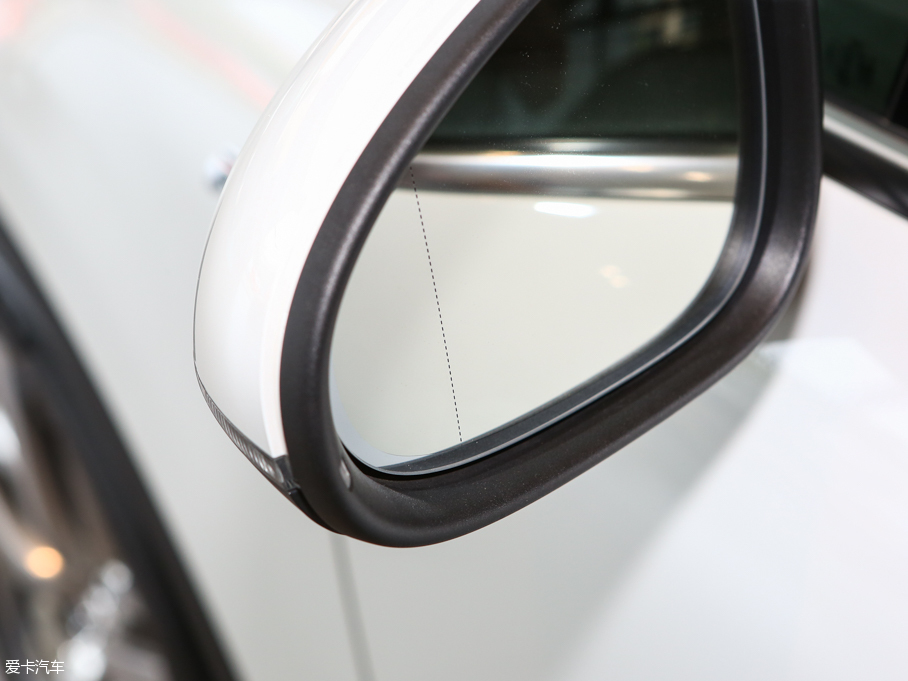 2015;J 3.0T Ԅ(dng)ҫJ