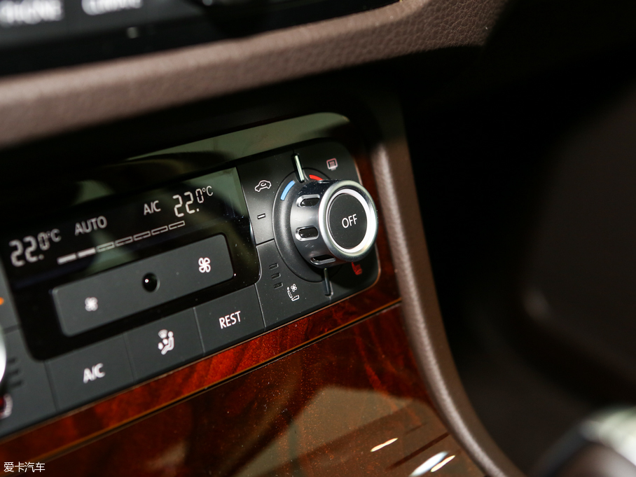 2015;J 3.0T Ԅ(dng)ҫJ