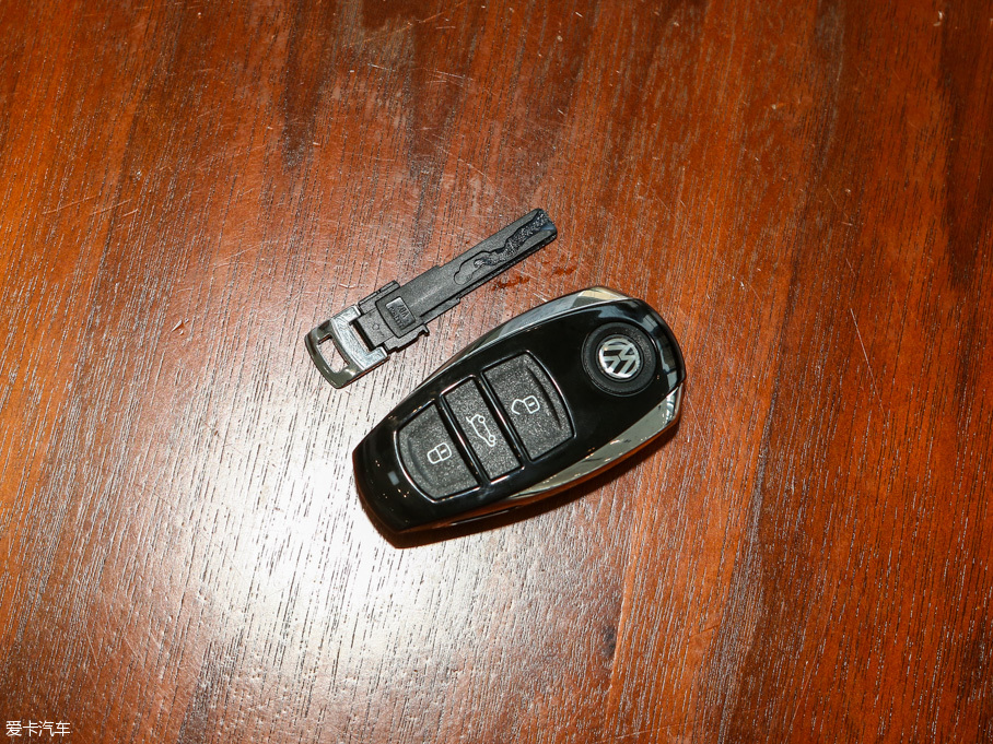 2015;J 3.0T Ԅ(dng)ҫJ