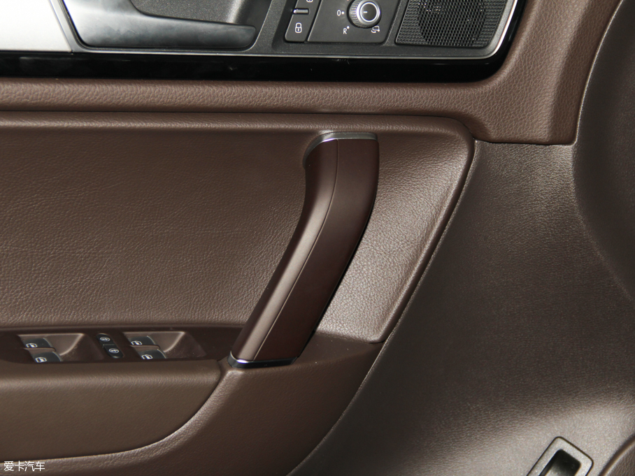 2015��;�J 3.0TSI ������