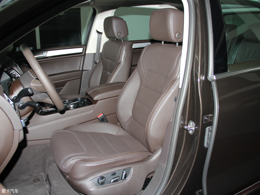 2015��;�J 3.0TSI ������