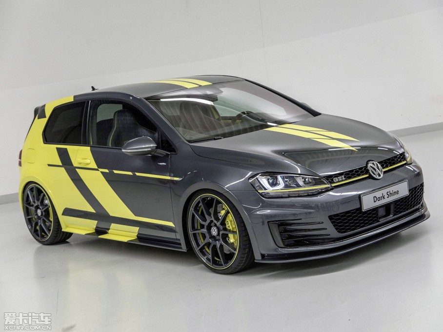 2015Golf GTI DARK SHINE؄e