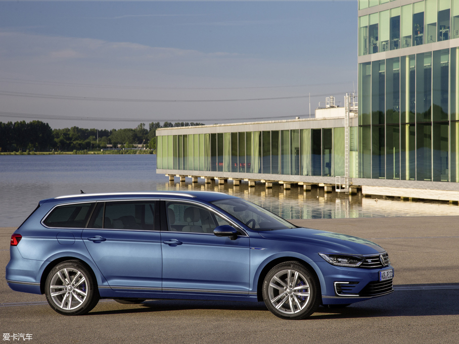 2015��Passat GTE ���а�