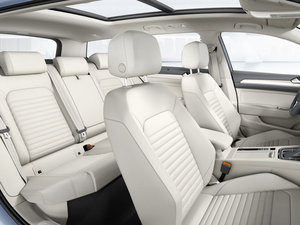 2015��Variant ���g����