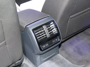 2015������� �п؅^(q��)