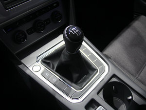 2015������� �п؅^