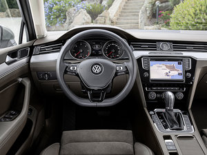 2015������� �п؅^