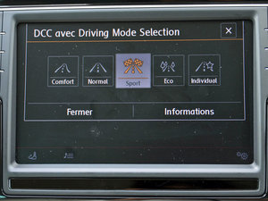 2015��Variant �п؅^