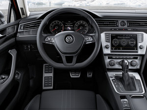 2015��Alltrack �п؅^(q��)