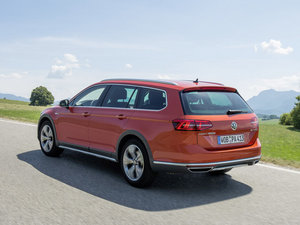 2015��Alltrack ���w���^