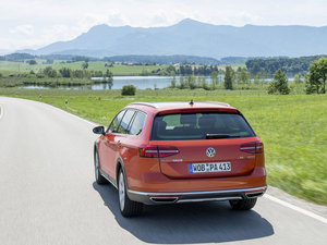 2015��Alltrack ���w���^