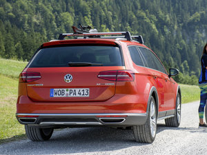 2015��Alltrack ���w���^