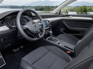 2015��Alltrack �п؅^